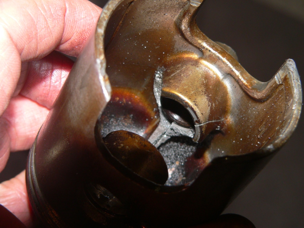 Piston